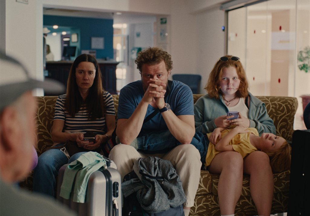 UNDER THE VOLCANO_STILL 03